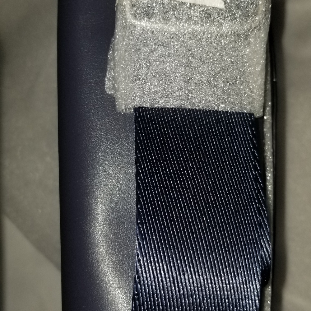 Messenger Bag - Picture 4 of 4